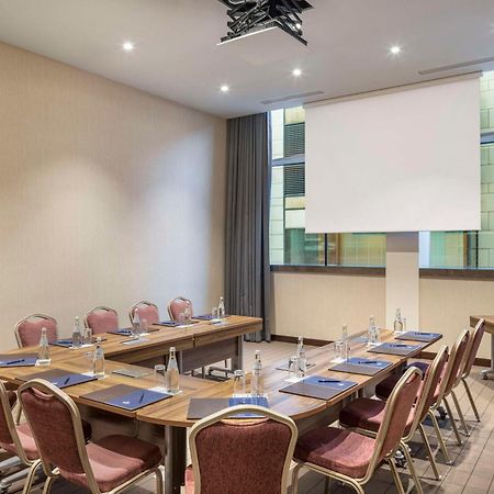 Hilton Batumi Hotel Kültér fotó Meeting room