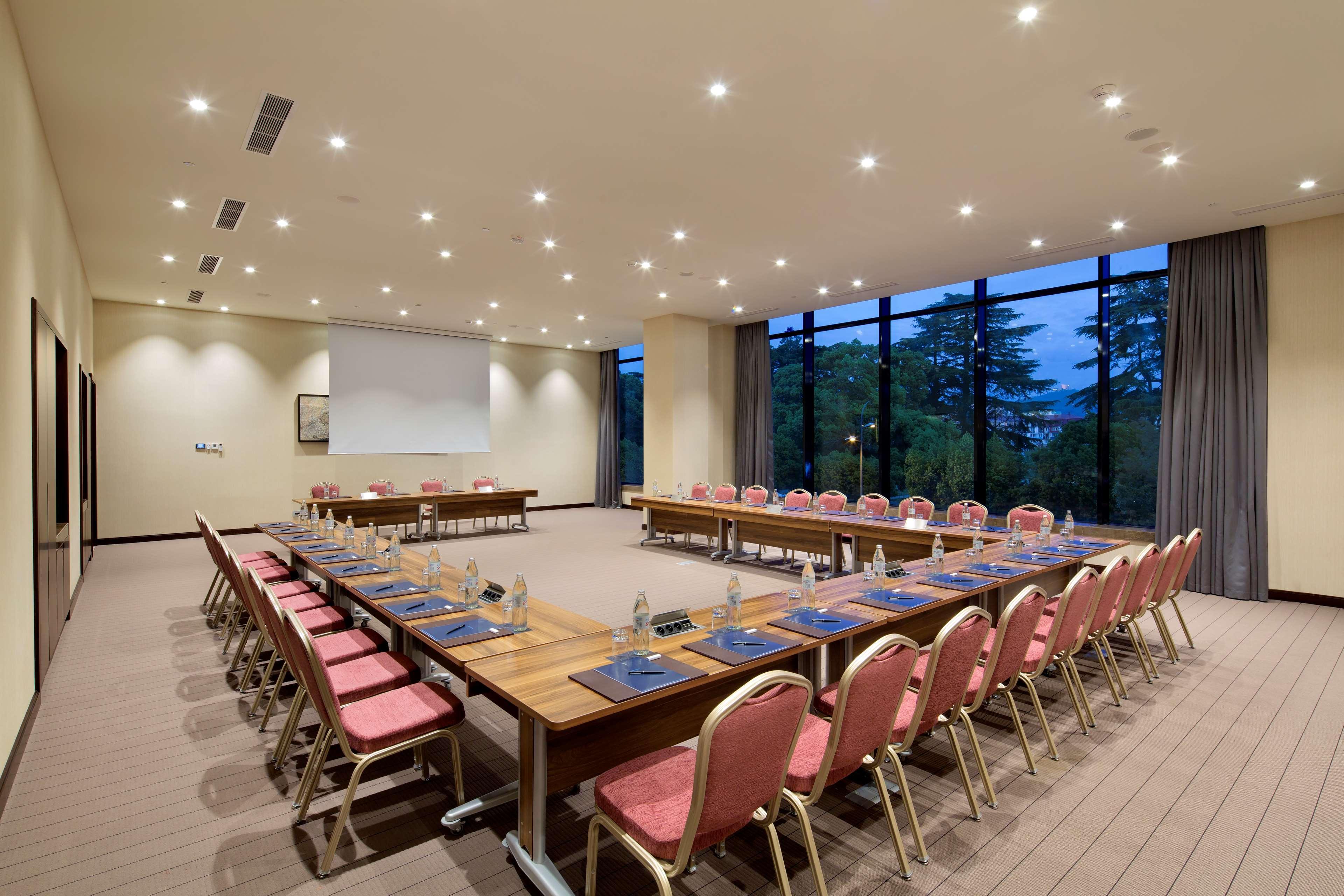 Hilton Batumi Hotel Kültér fotó Meeting room