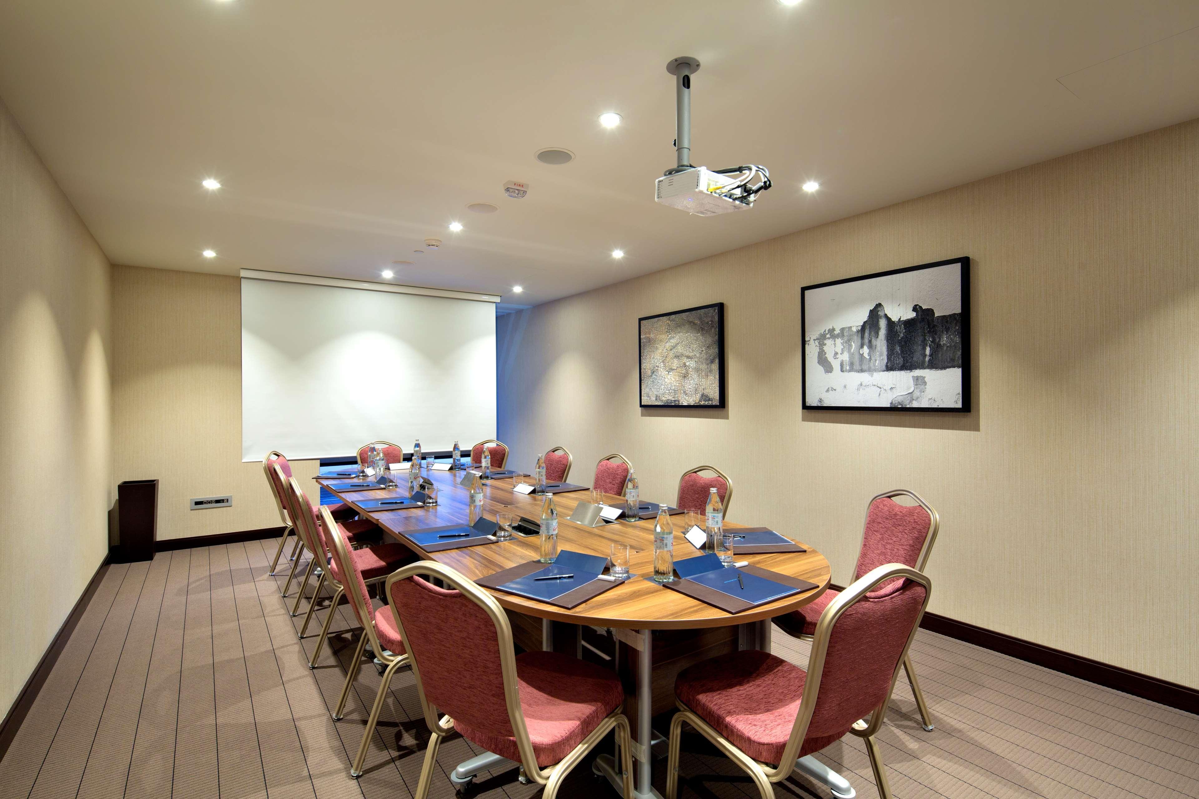 Hilton Batumi Hotel Kültér fotó A meeting room at the hotel