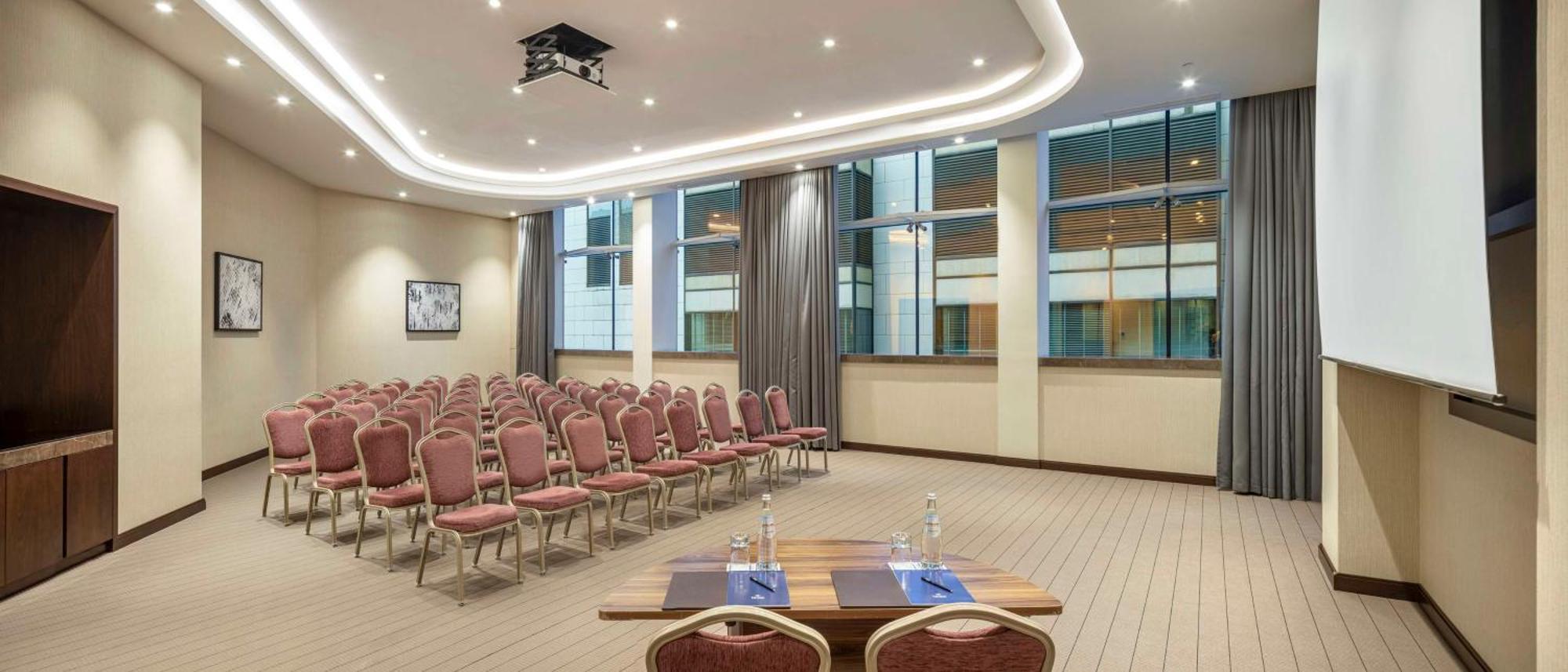 Hilton Batumi Hotel Kültér fotó Meeting room