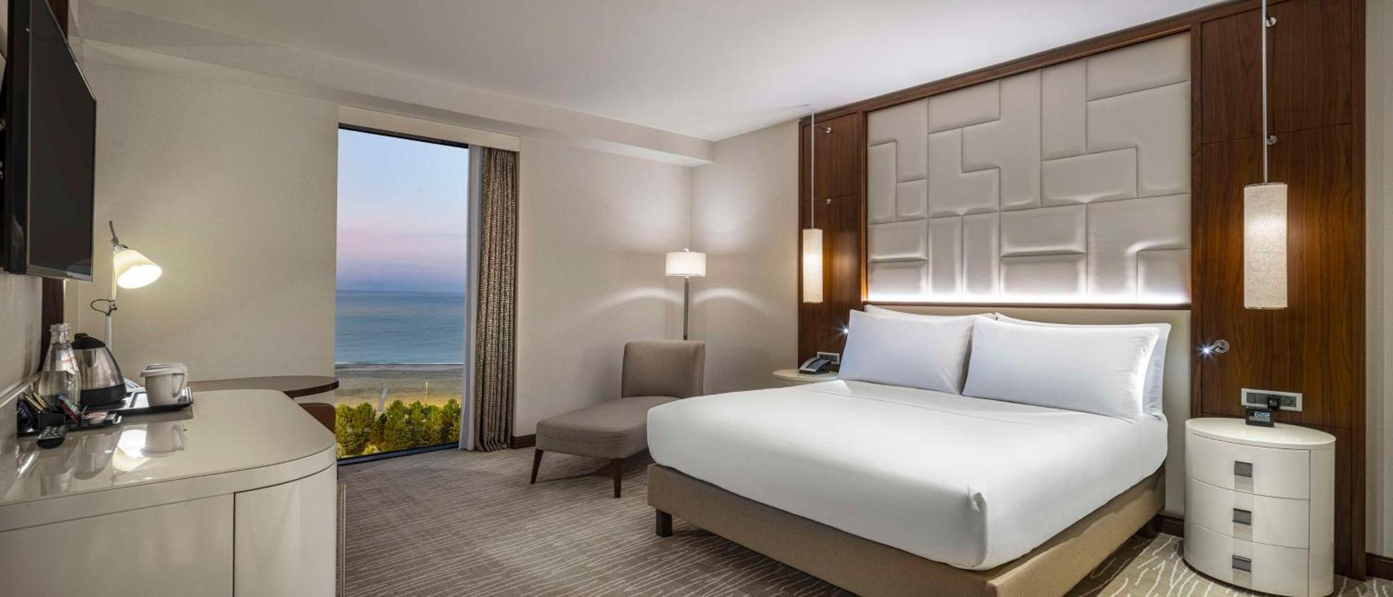 Hilton Batumi Hotel Kültér fotó A guest room at Hilton Garden Inn